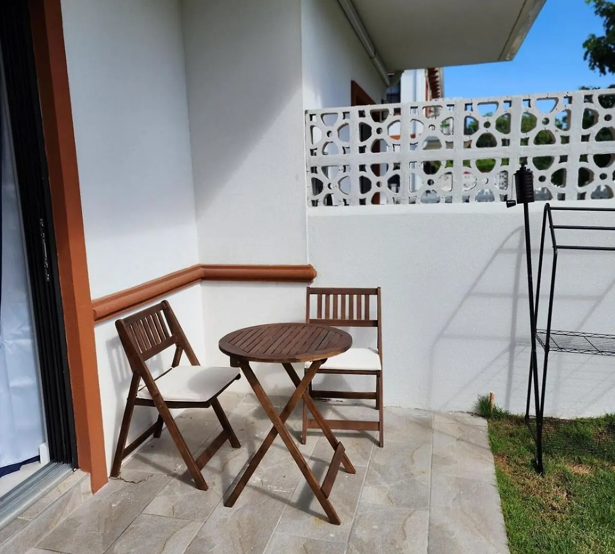 West Bay Oasis 2Br Condo With Pool